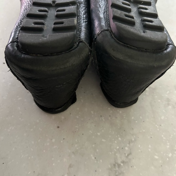 Ugg leather loafers - Picture 3 of 4